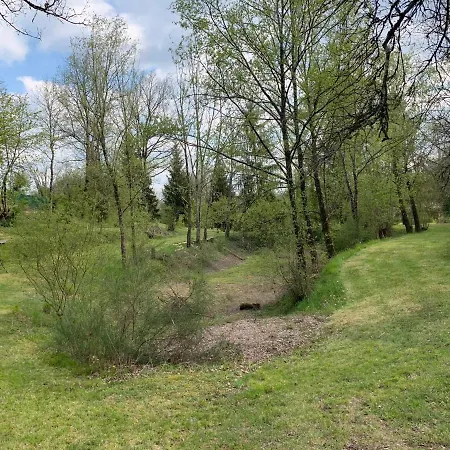 Le Jardin Des Hirondelles Naturiste Nocleg ze śniadaniem