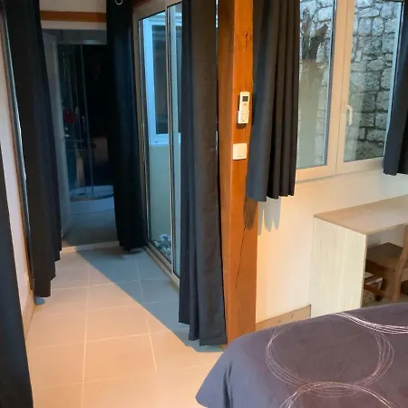 D'hôtes Naturiste Le Jardin Des Hirondelles