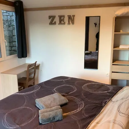 Le Jardin Des Hirondelles Naturiste Nocleg ze śniadaniem