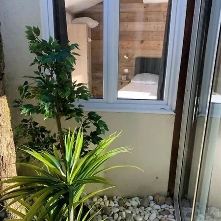 Le Jardin Des Hirondelles Naturiste Nocleg ze śniadaniem 3*