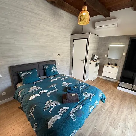 D'hôtes Naturiste Le Jardin Des Hirondelles 3* Blanzaguet-Saint-Cybard