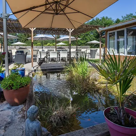 Le Jardin Des Hirondelles Naturiste Nocleg ze śniadaniem