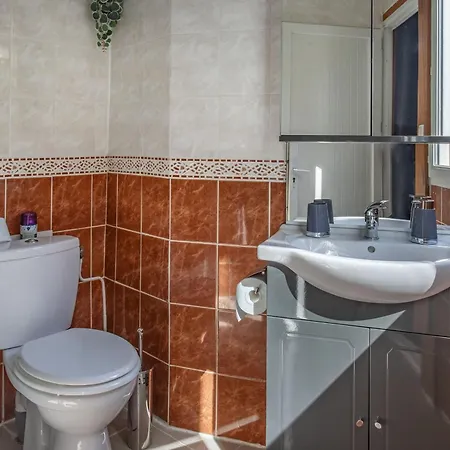 Le Jardin Des Hirondelles Naturiste Couette-café Blanzaguet-Saint-Cybard