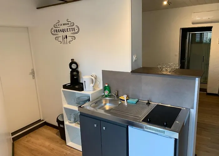 Bed & Breakfast D'hotes Naturiste Le Jardin Des Hirondelles Blanzaguet-Saint-Cybard